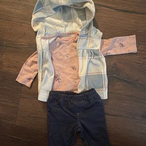 Carters 3m outfit